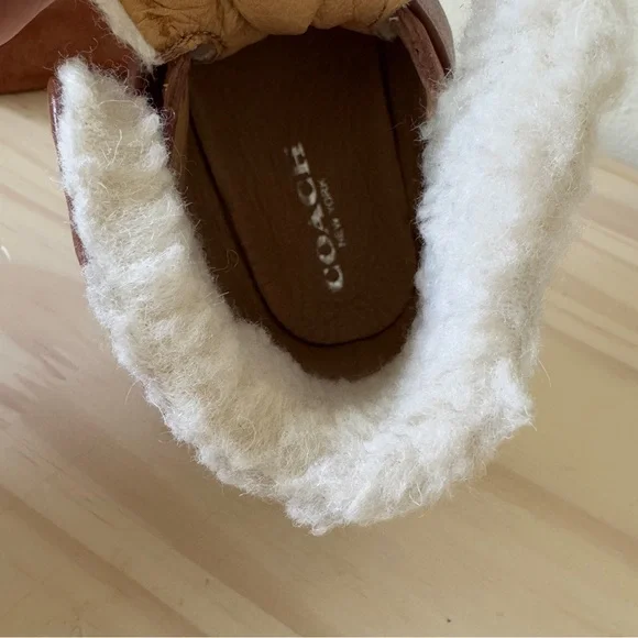 Coach Urban Hiker Baby Booties/Shoes - Picture 5 of 6